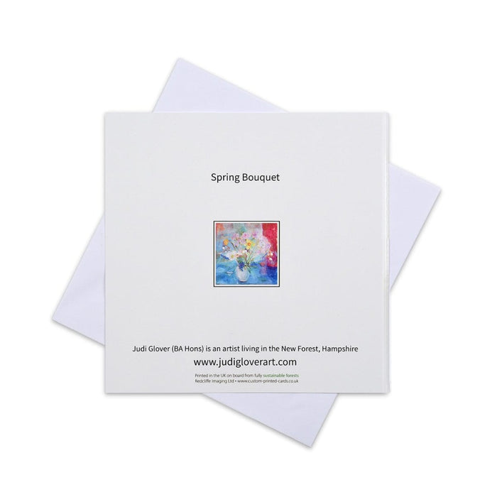 A pretty bouquet makes it an ideal card for Mum. This beautiful card would be good for lovers of flowers.