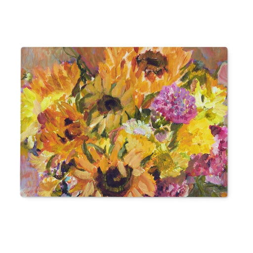 A beautiful toughened glass chopping board with a design fo a bunch of sunflowers. This worktop saver is heat resistant and ideal for serving hot dishes from oven to table. Perfect as a preseent for Mum
